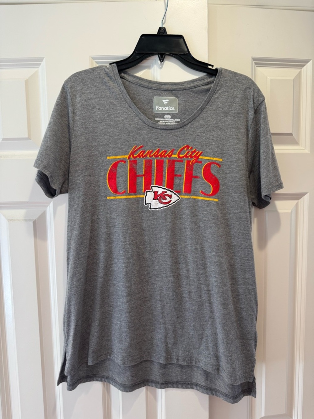 Fanatics Kansas City Chiefs Gray Women’s Logo Tee